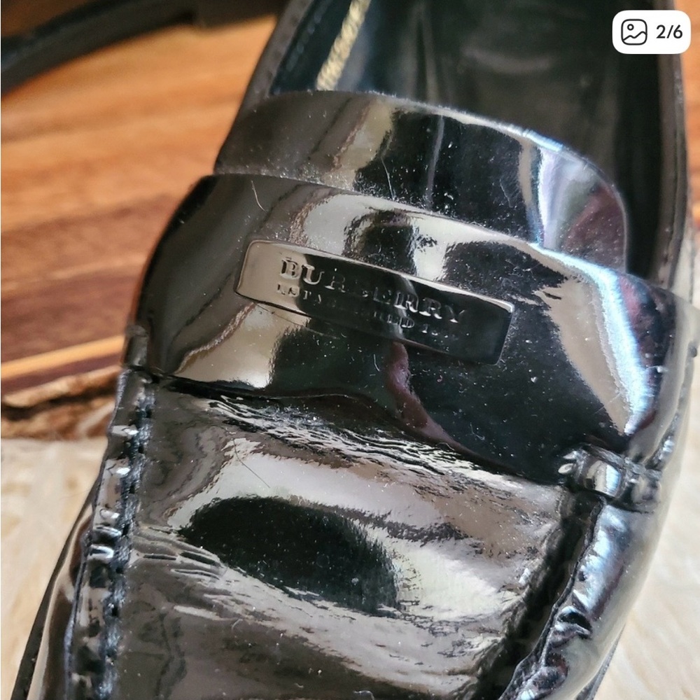 Burberry Patent Loafer size 7 - Picture 4 of 4